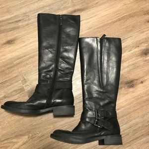 Enzo Angiolini black boots